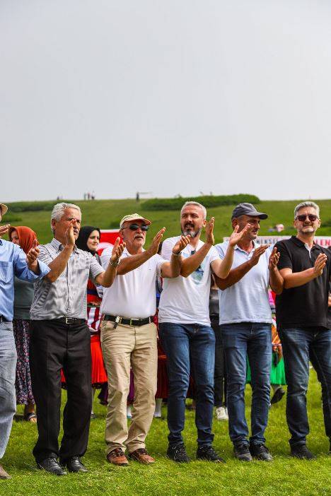 Trabzon'da Geleneksel Sis Dağı Kültür Şenlikleri yapıldı 13